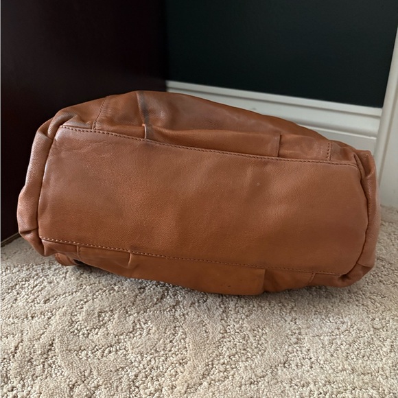 Michael Kors Brown Shoulder Bag with Gold Hardware - Picture 4 of 6